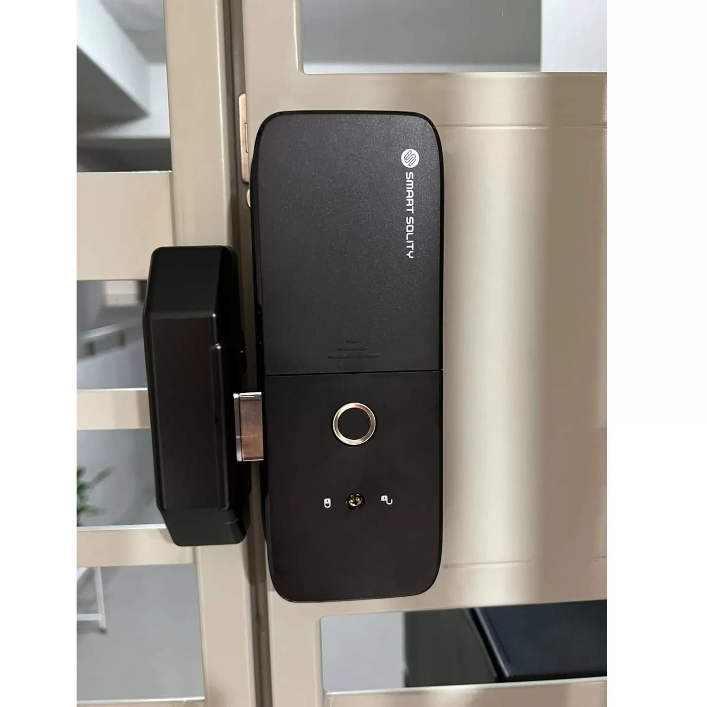 Khóa cửa vân tay 2 chiều