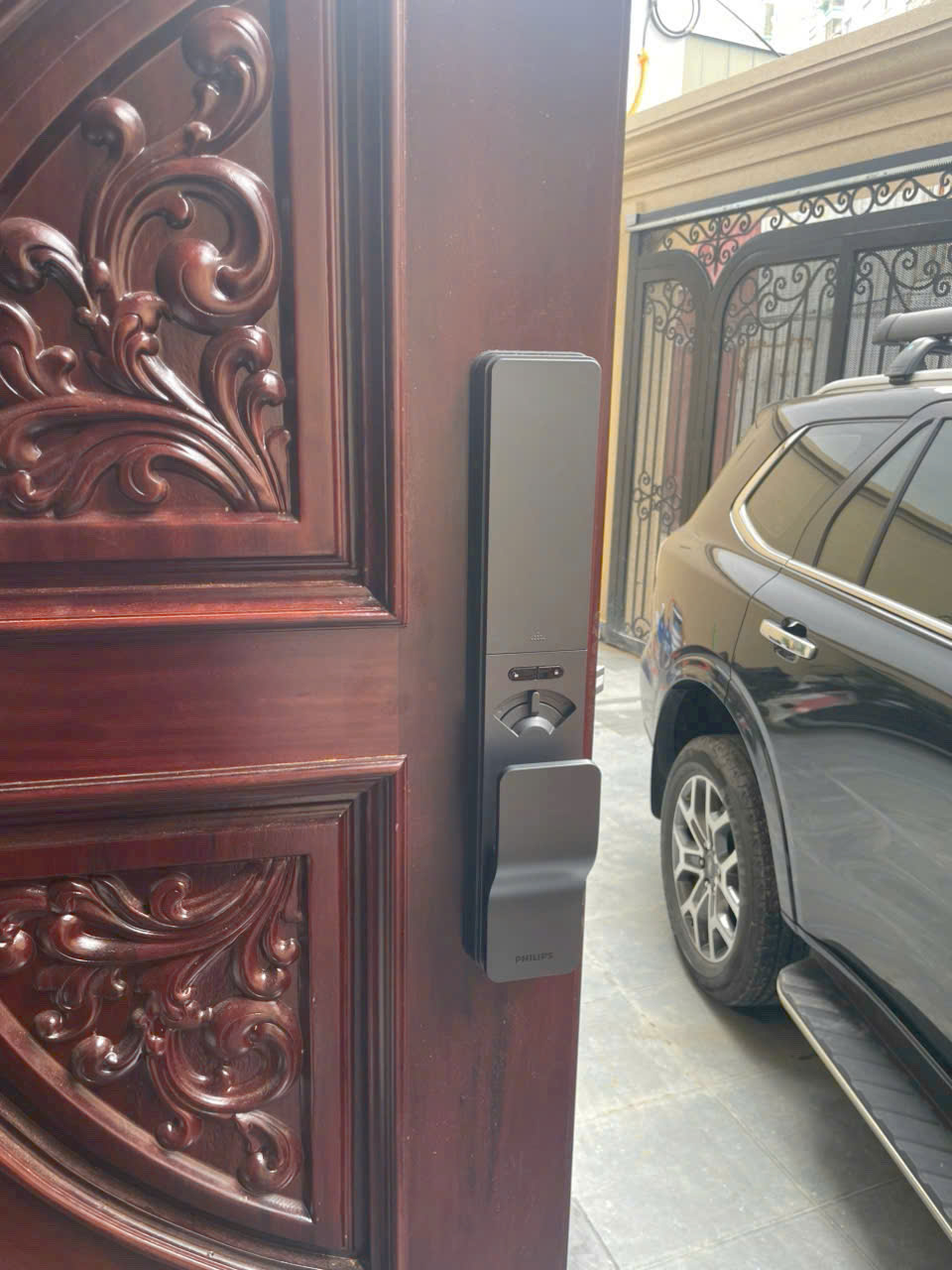 lắp đặt kh&oacute;a v&acirc;n tay tại đ&agrave; nẵng